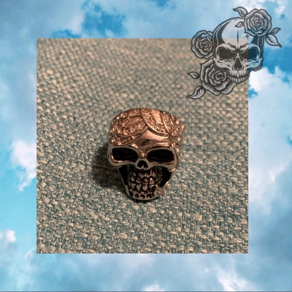 💀Skull Ring - Picture 1 of 4
